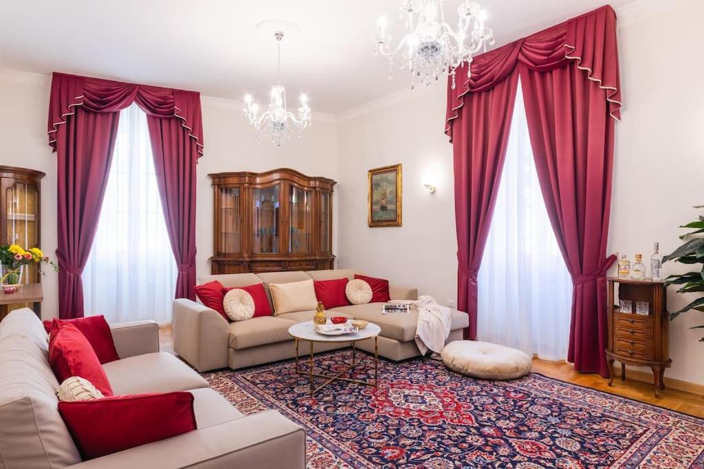 Domus Quirinale Apartment Rome Bagian luar foto